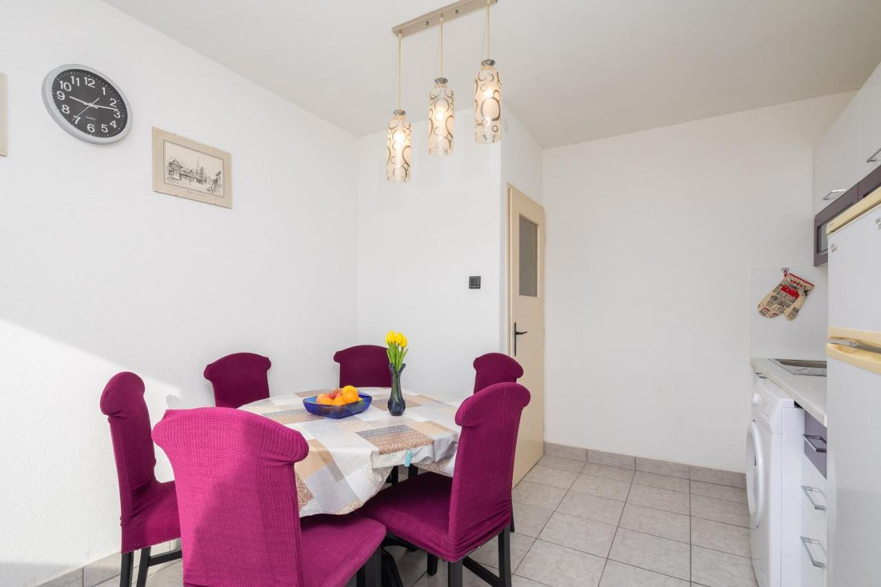Edita - Apartment In Town Centre Макарска Экстерьер фото